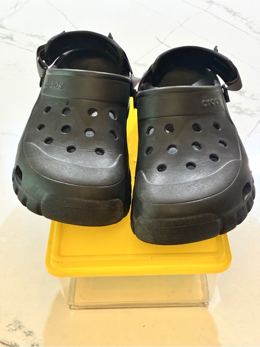 Crocs Men’s 12M Navy Like New
